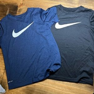 NIKE SET 2 DRI FIT TEES NAVY & BLACK SIZE BOYS M